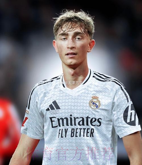 皇马将怀森视为后防引援首选之一 被要价6000万欧 皇马将怀森视为后防引援首选之一 被要价6000万欧